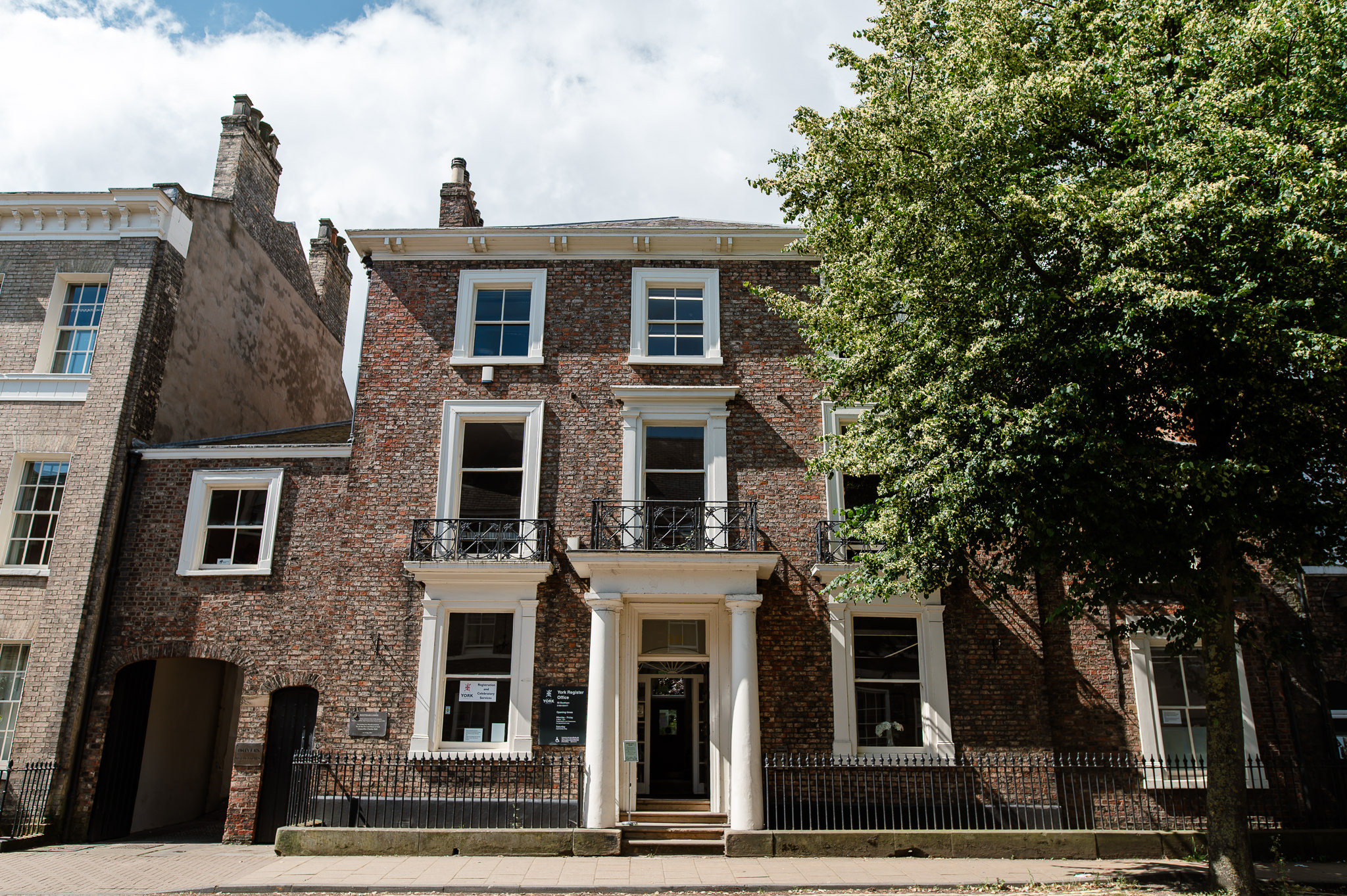 outside shot of york registry office